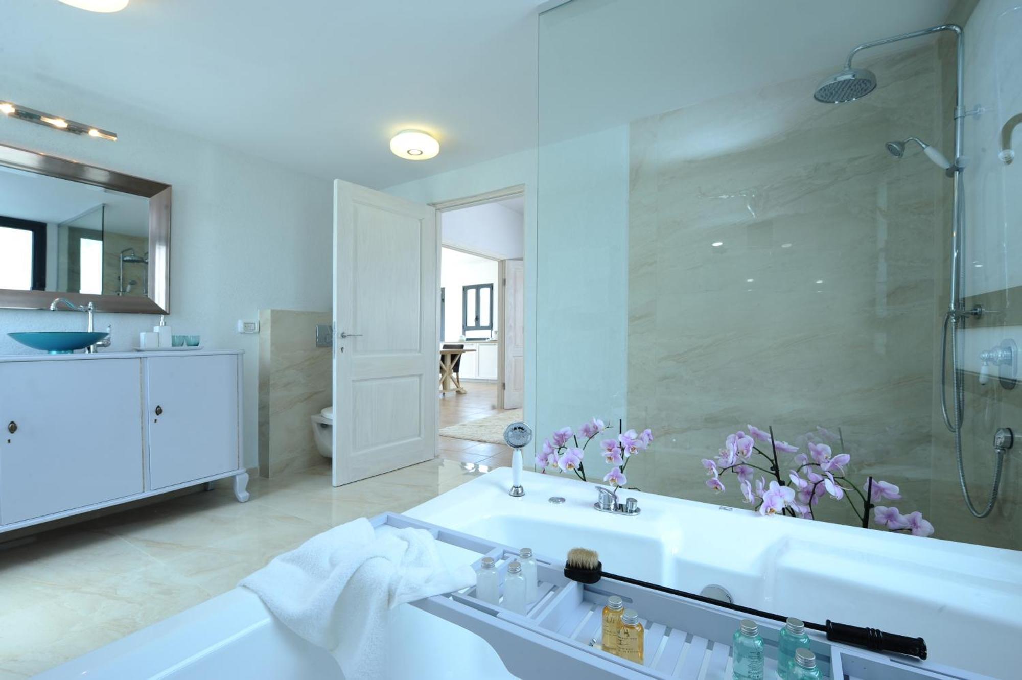 Yamim Suites On The Beach Shavei Tzion Exterior foto